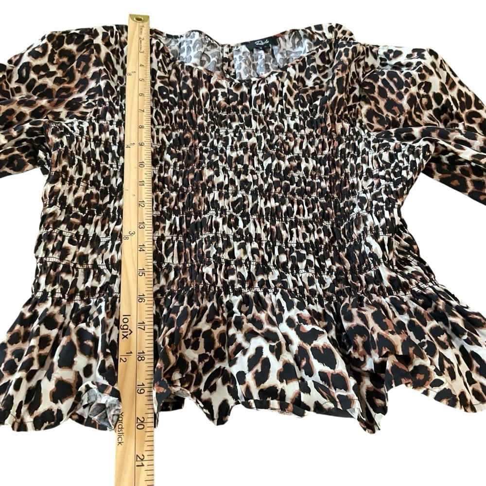 Rails Leopard Print Smocked Peplum Blouse Size L Long Sleeve Stretch Top - Picture 8 of 10